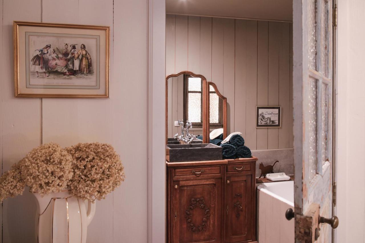 Les Chambres Du Chat Sainte-Cecile Luaran gambar